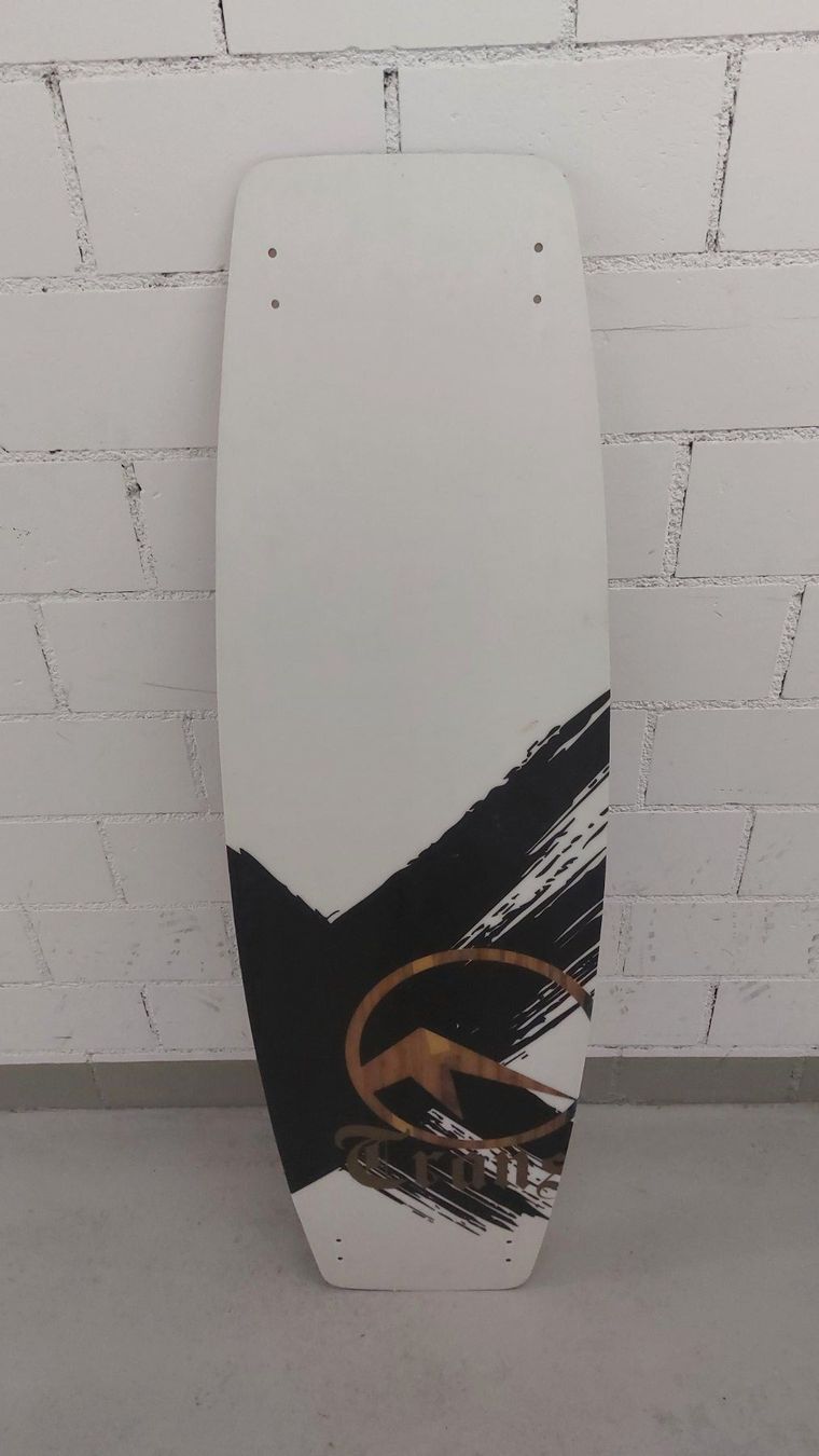 Tavole da surf e di nuoto: Kiteboard mit Bindung und Handle – Usato da Chur venduto da rushboard 1