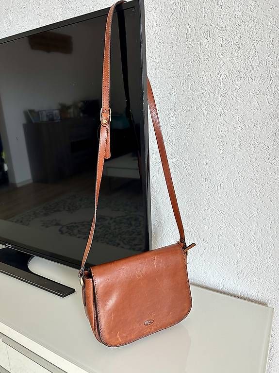 Taschen für Damen: Modische Italienische Ledertasche – Gebraucht aus Zürich von ser_26bt 1