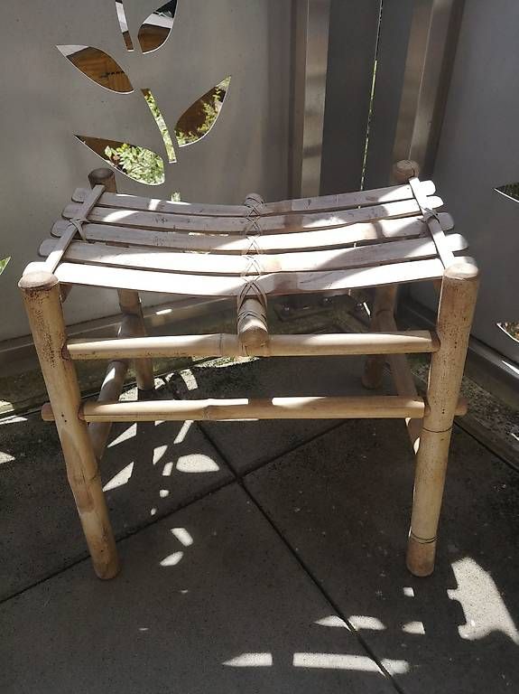 Sgabelli: Tabouret d'appoint (2 disponibles)  – Usato da Cheseaux-Lausanne venduto da poron