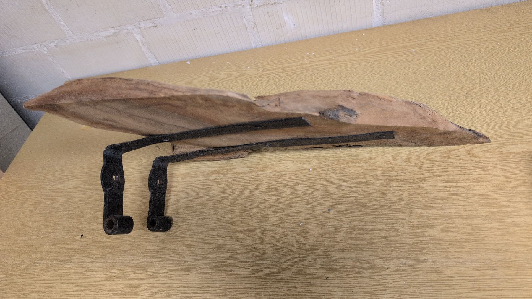 Scaffali: Antikes Wandgestell – Usato da Thal venduto da Daschi 1