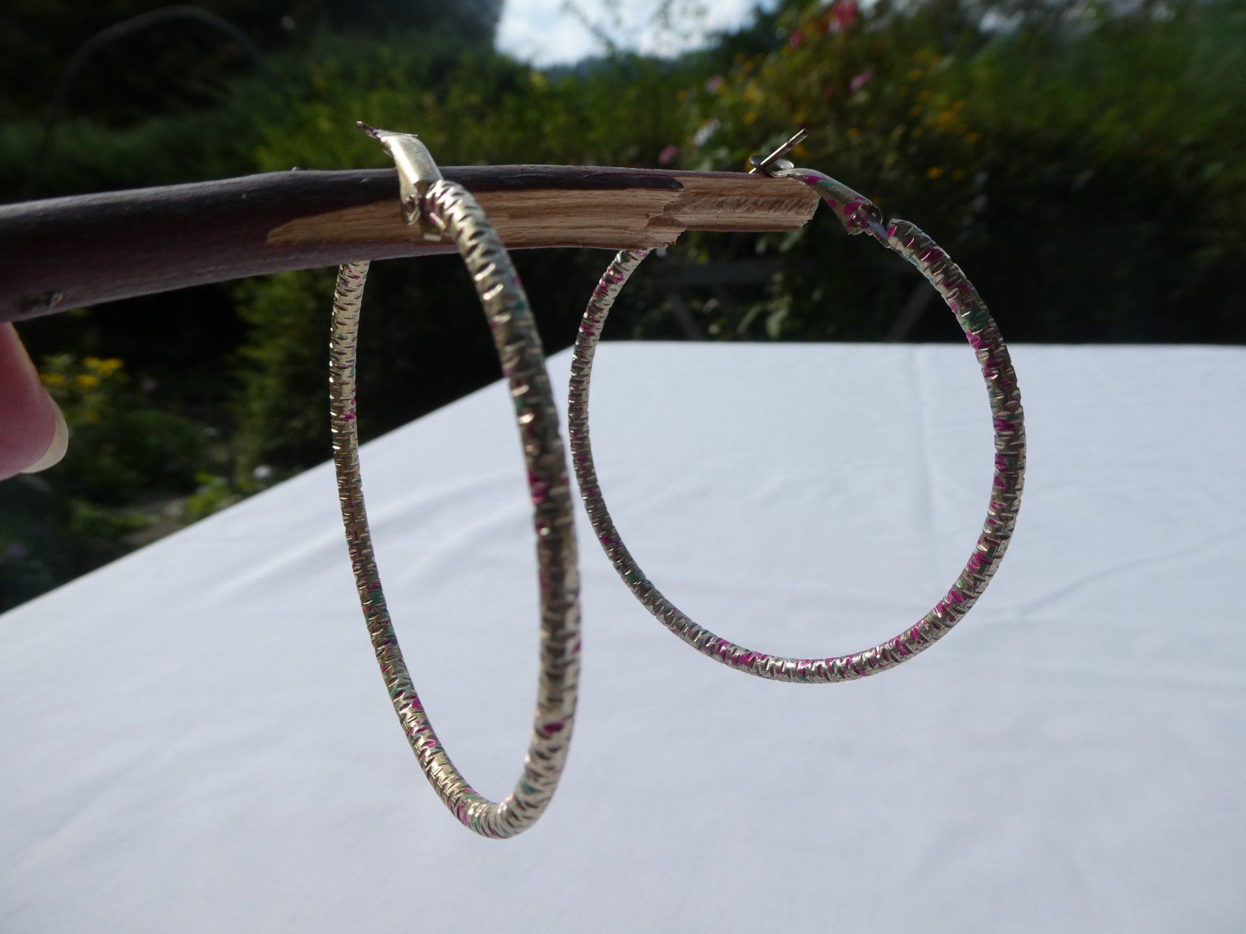 Orecchini pendenti & Orecchini a lobo: Gold-bunte Creolen, Modeschmuck – Nuovo (secondo la descrizione) da Gattikon venduto da kaandooh 1