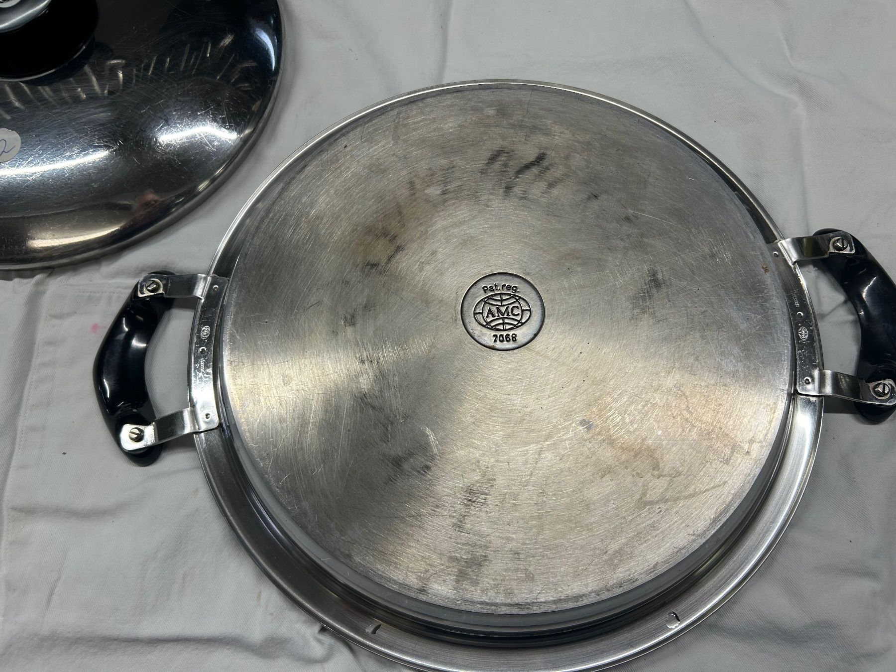 Amc Padelle: AMC GRIDDLE PFANNE MIT DECKEL – Usato da Weissbad venduto da Usw63 3
