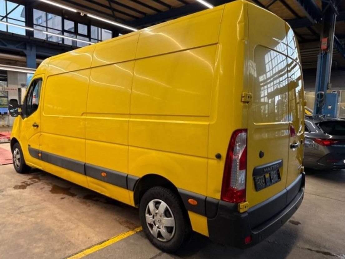 Renault Véhicules utilitaires: Renault Master L3H2 – D'occasion à Einsiedeln par Shkurte_K 2