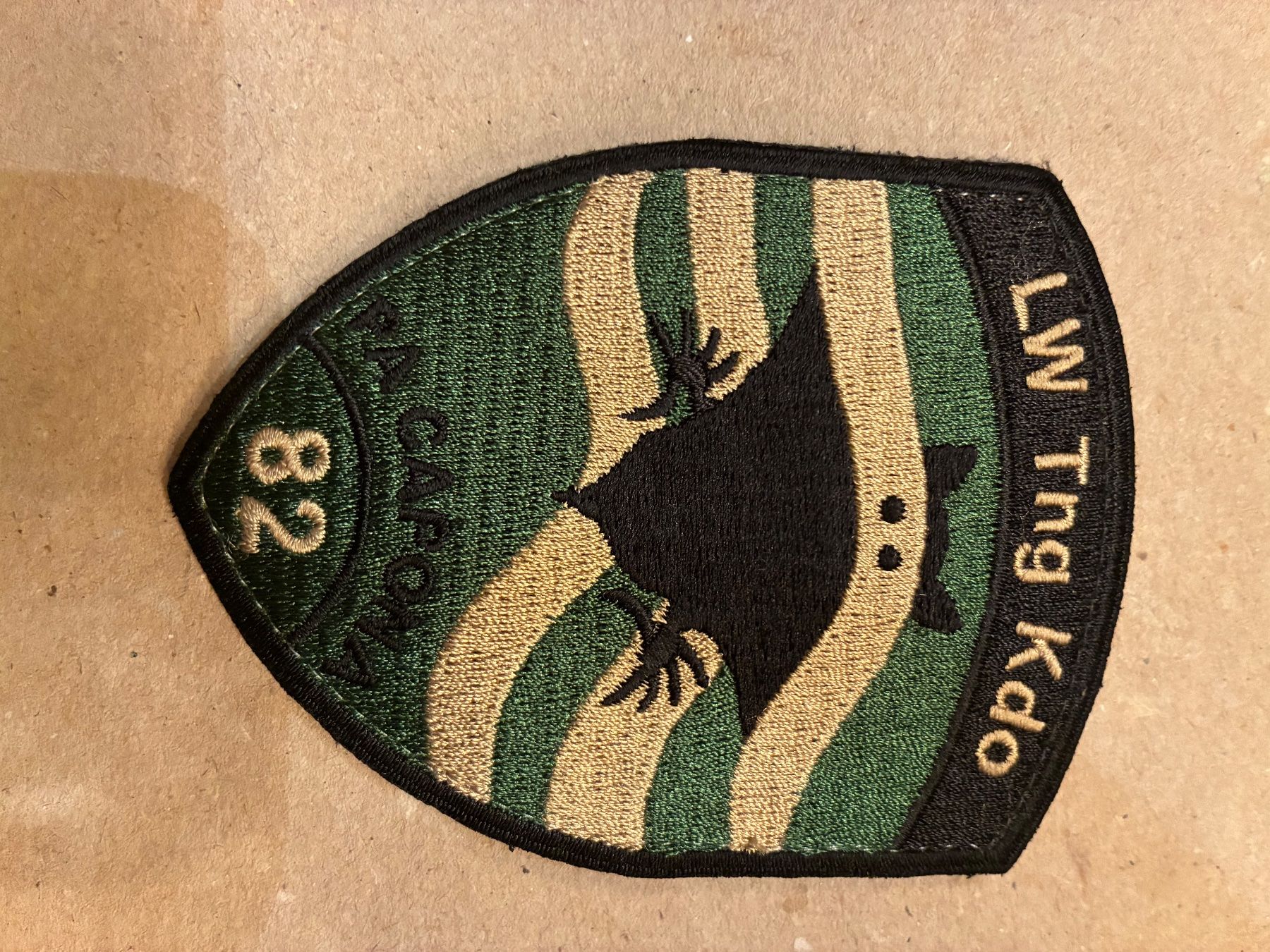 Schweizer Armee Plaketten & Abzeichen: Klett LW Tng Kdo 82 – Gebraucht aus Oberiberg von reimet