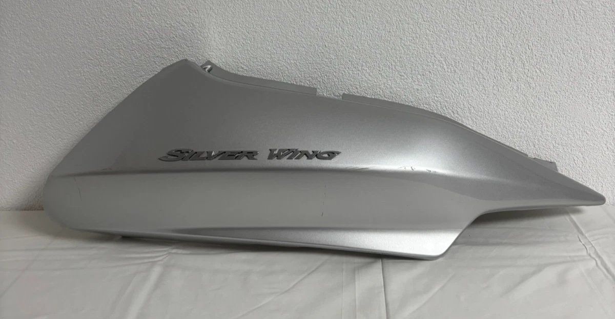 Honda Alle Rollerersatzteile: honda Silver Wing Carena Post DX – Gebraucht aus Avegno von dkmoto 3