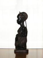 Grosse afrikanische Holz Skulptur / 55 cm