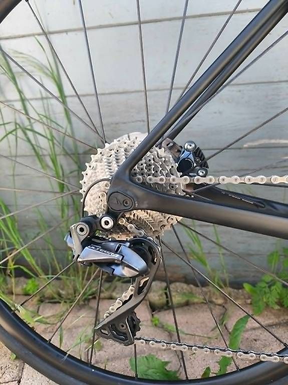 Canyon Biciclette: Votre Endurace CF SL Disc 8.0 Di2 – Usato da Geneve venduto da pierre_bedos 2