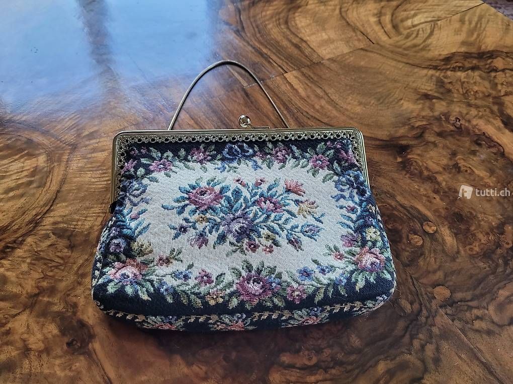 Borse da donna: Belle Epoque Precious Juwel – Usato da Winterthur venduto da Wohnhaus
