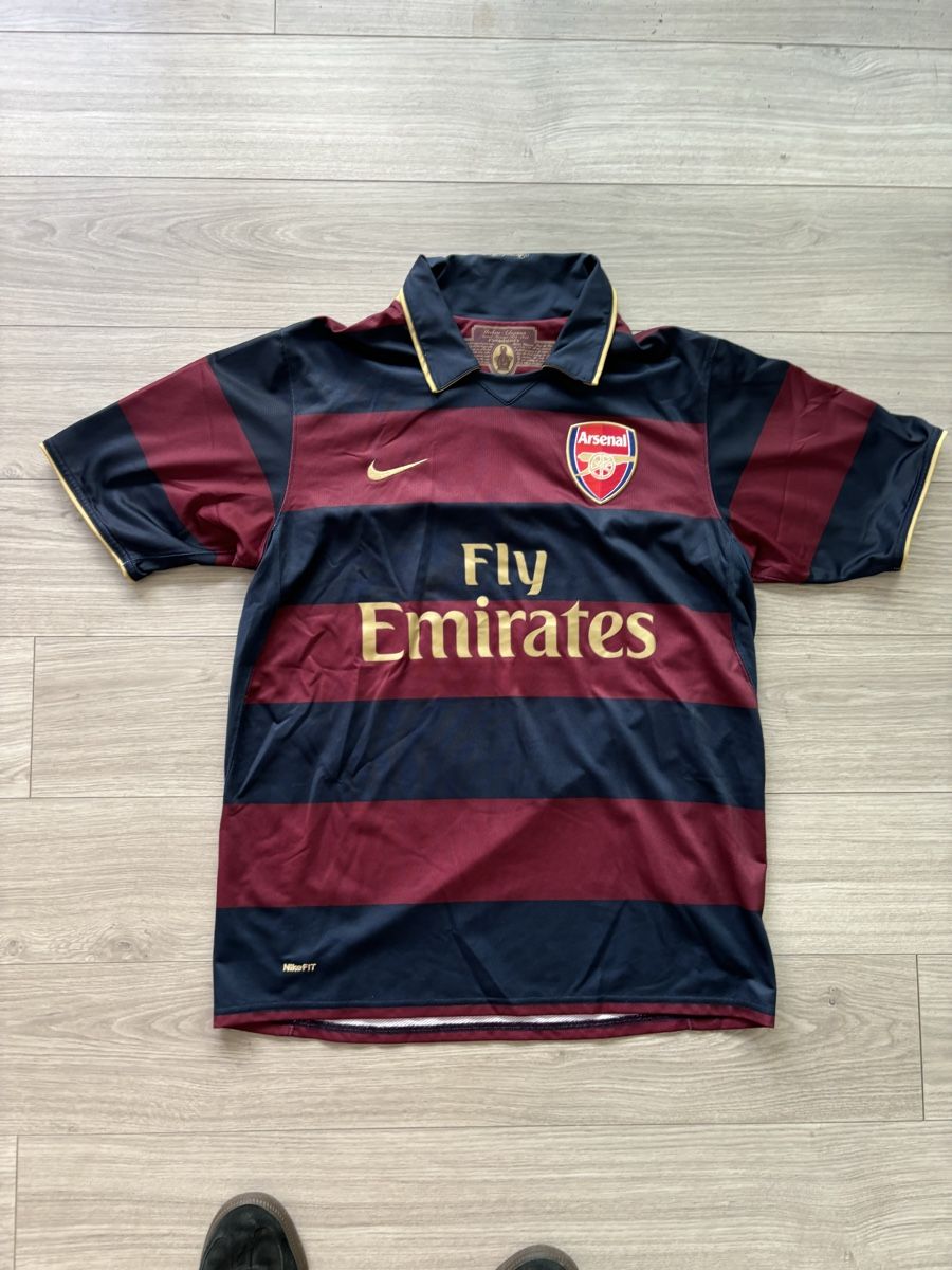 Nike Leibchen & Hosen: 2007-08 Arsenal Third Shirt Van Persie #11 – Gebraucht aus Castione von REER 1