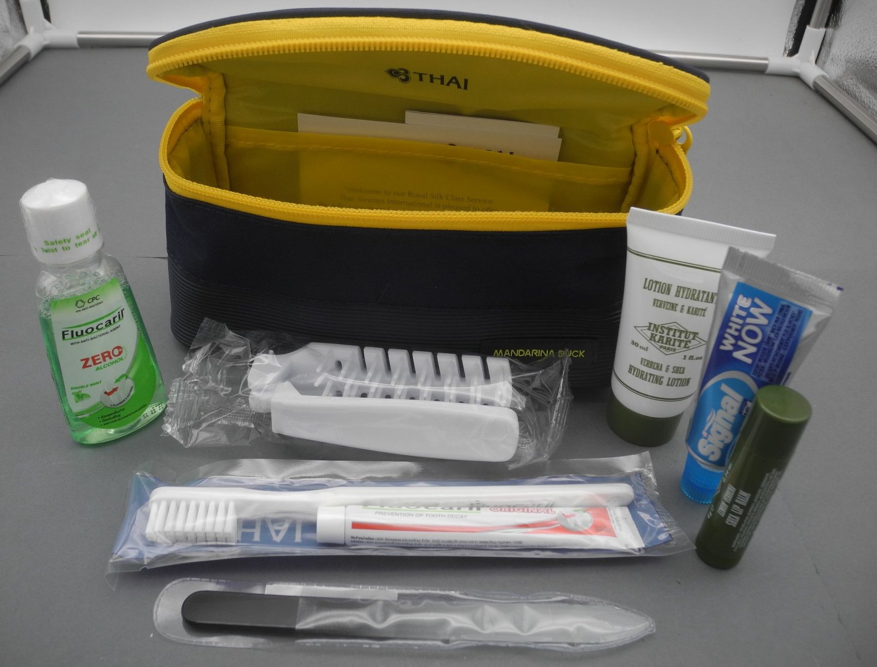 Custodie per cosmetici: Reise Necessaire / Kulturbeutel blau – Nuovo (secondo la descrizione) da Kottwil venduto da Crazyrolf 1