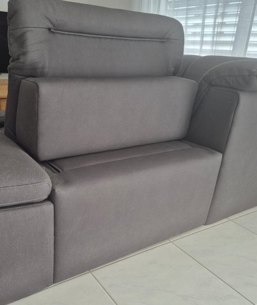 Sofas: TOP Ecksofa in L-Form mit gleichen Schenkelmaßen – Gebraucht aus Zihlschlacht von Ceedy 4