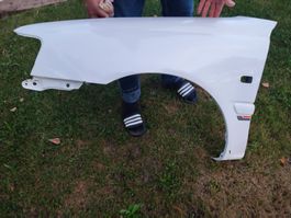 Kotflügel vorne links Toyota Starlet weiss P82 6591