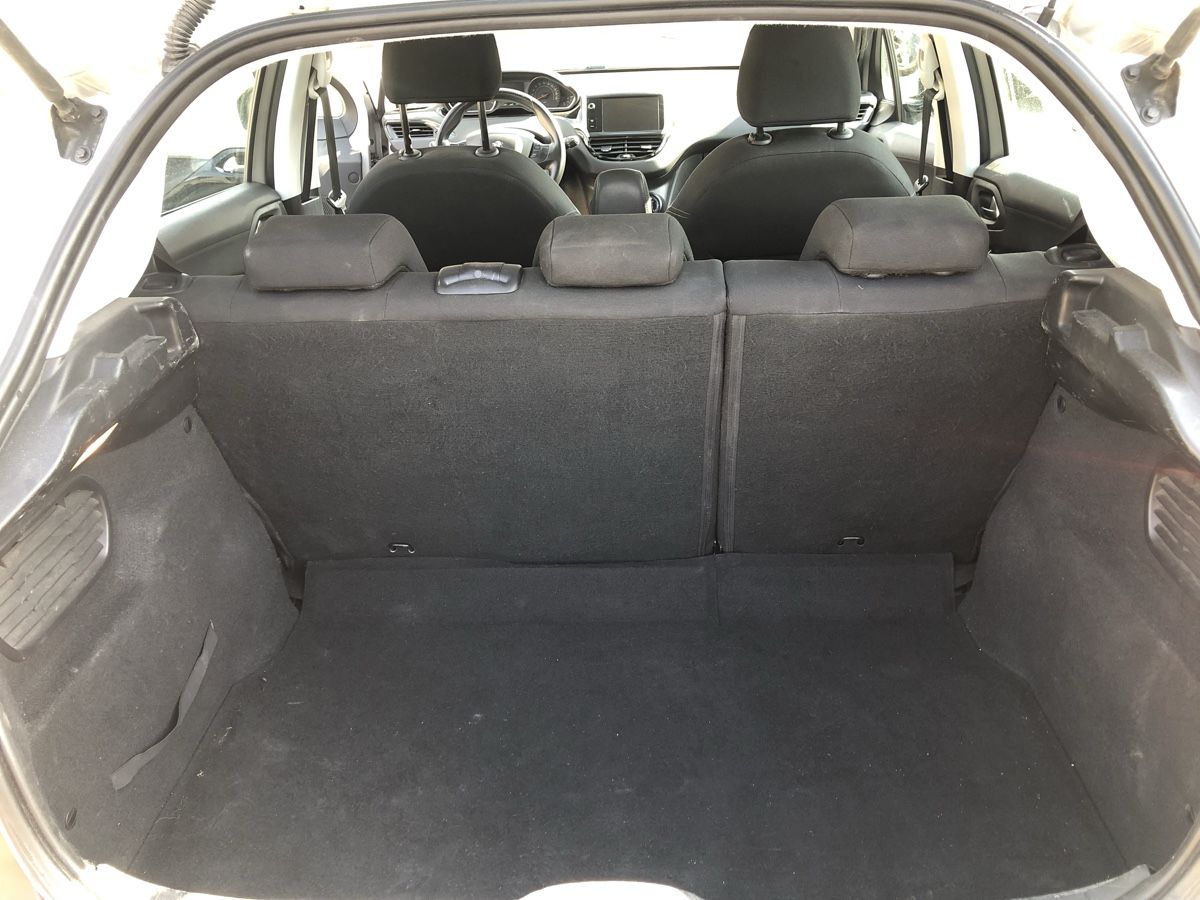 Peugeot Autos: Peugeot 208 – Gebraucht aus Lossy von Bmwpassion 9