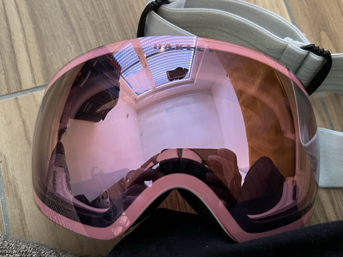 Oakley Brillen & Gläser: Oakley skibrille set – Gebraucht aus Hinwil von jua_t8vd 8
