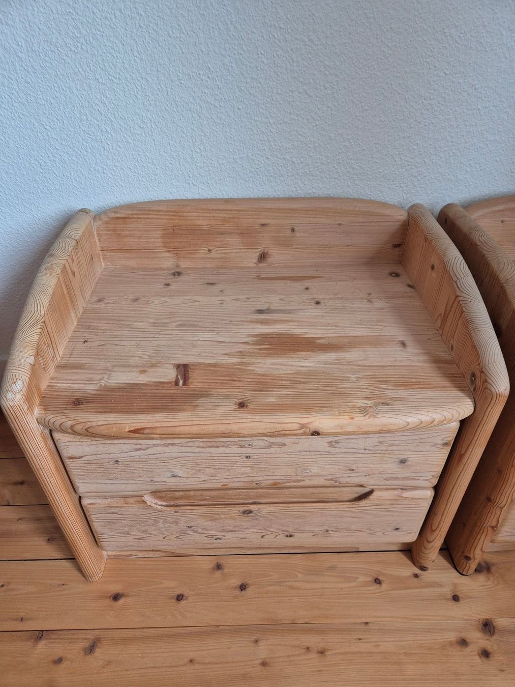 Comodini: 2 Nachttische aus Holz – Usato da Winterthur venduto da Aftang 4