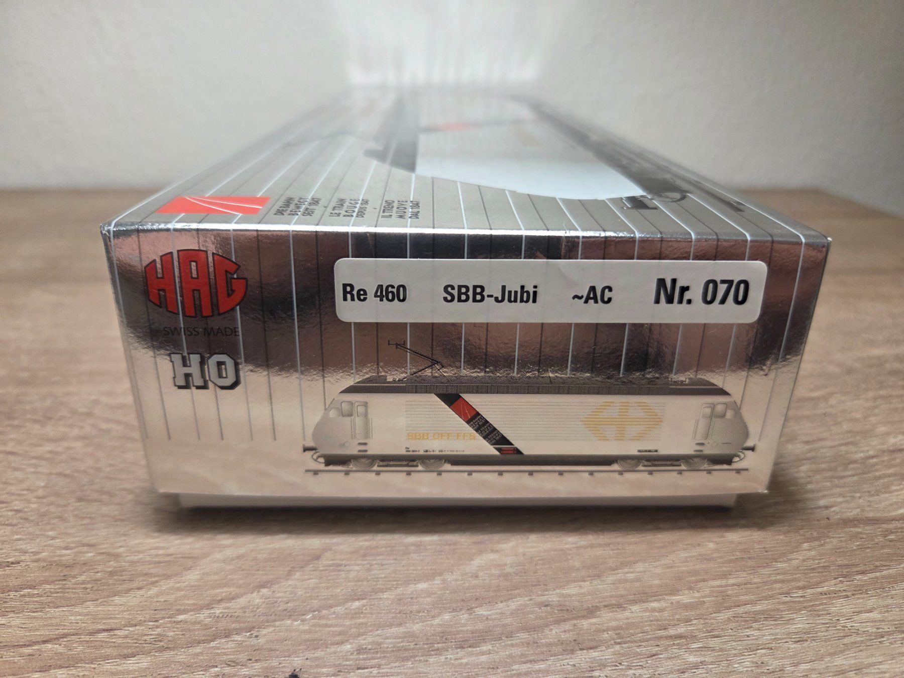 Hag Modellini di ferrovie: Hag 070 E-Lok Re 460 Jubi SBB Digital H0 – Nuovo e nell'imballaggio originale da St-Aubin-Sauges venduto da Lo_Go 7