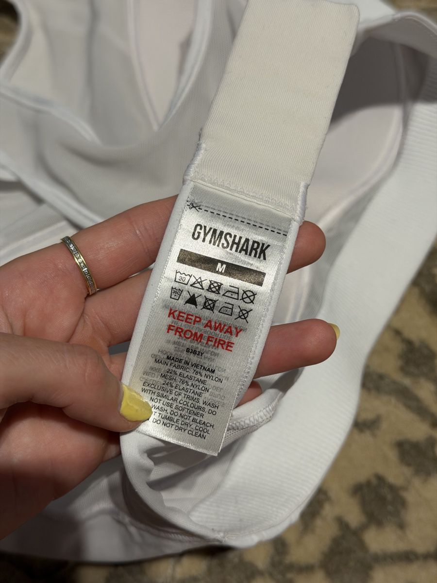 Gymshark Top: Brassière Gymshark logo – Nuovo (secondo la descrizione) da Genève venduto da Cam_0210 5