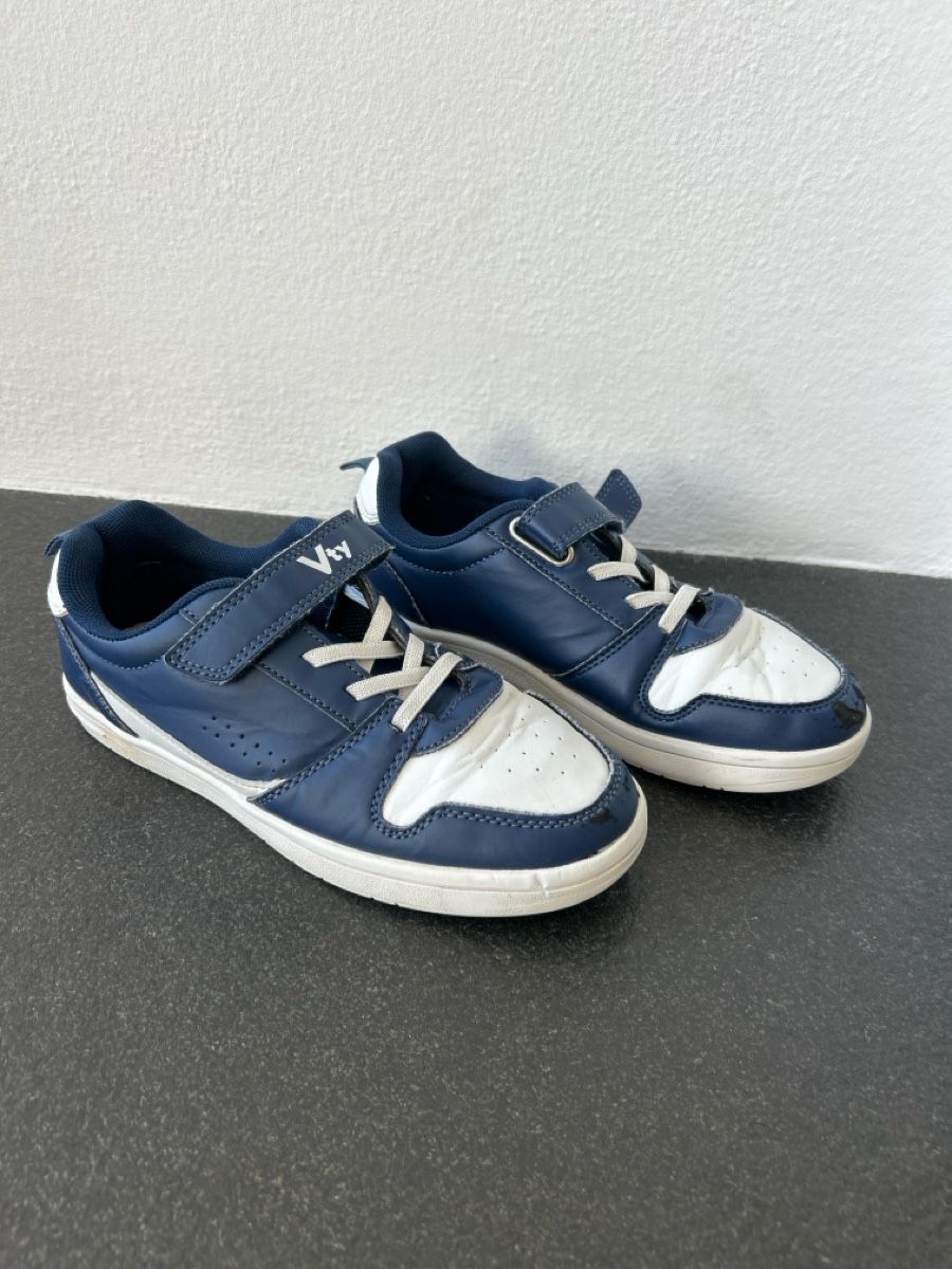 Scarpe per ragazzi: Sneaker weiss blau Gr. 34 – Usato da Illighausen venduto da Schneckli01 1