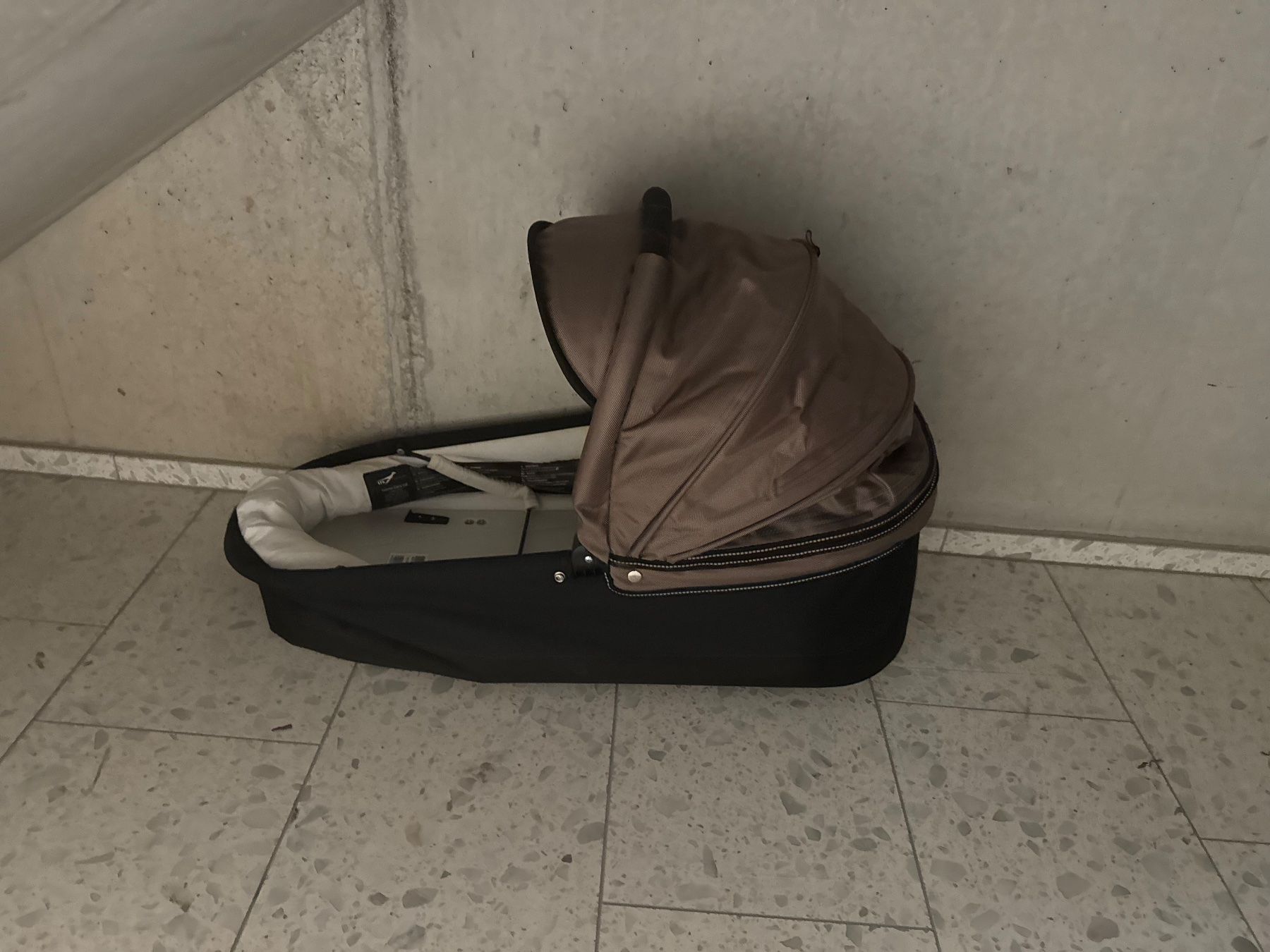 TFK Poussette: Doppelkinderwagen mit Sitz und babyschale – D'occasion à Zürich par eli_k6gz 2