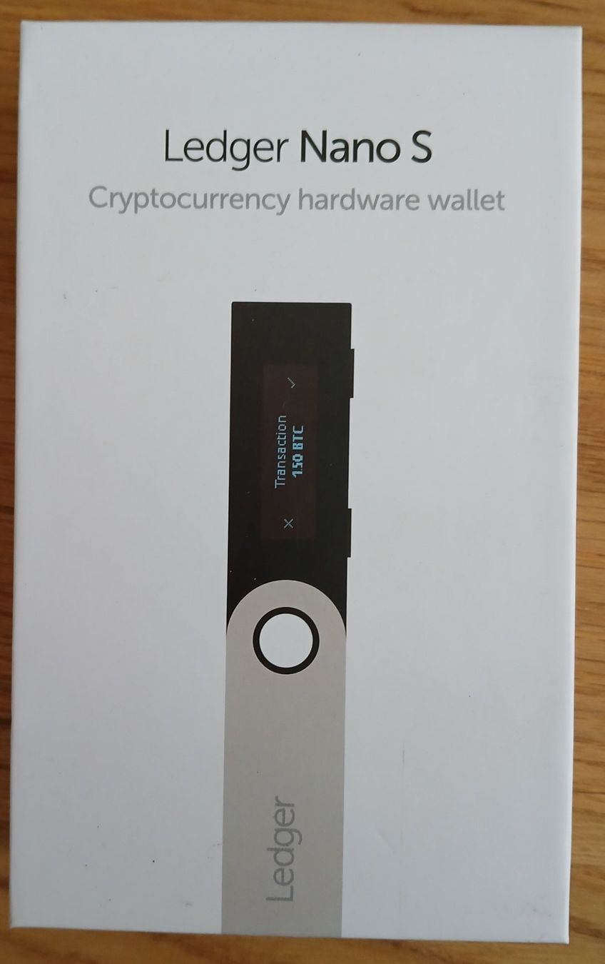 Chiavette USB: Ledger Nano S Krypto Hardware Wallet OVP – Usato da St. Gallen venduto da w-mall