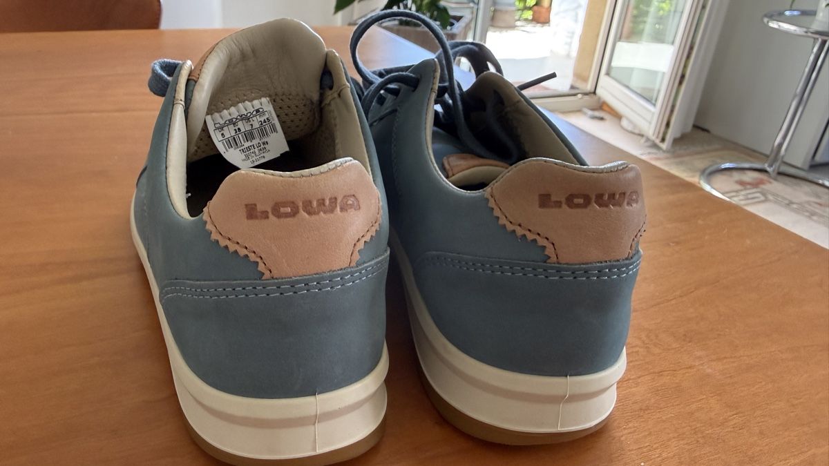 Lowa Chaussures femmes: Lowa hellblaugrau Gr 38 – D'occasion à Zürich par Glila 6