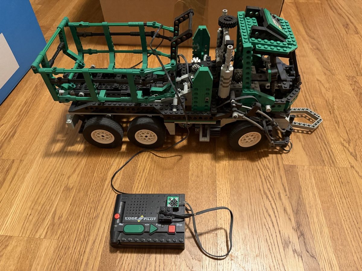 Lego Jouets: Lego Technic Lastwagen – Défectueux à Buchs ZH par scarah 2