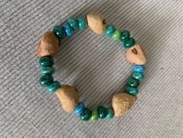 Armkette mit einer Baumperle