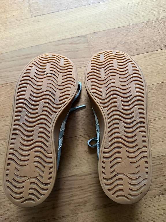 Adidas Scarpe da donna: Adidas Sneaker, Damenschuh, Grösse 39 – Usato da Zürich venduto da lampion10 3