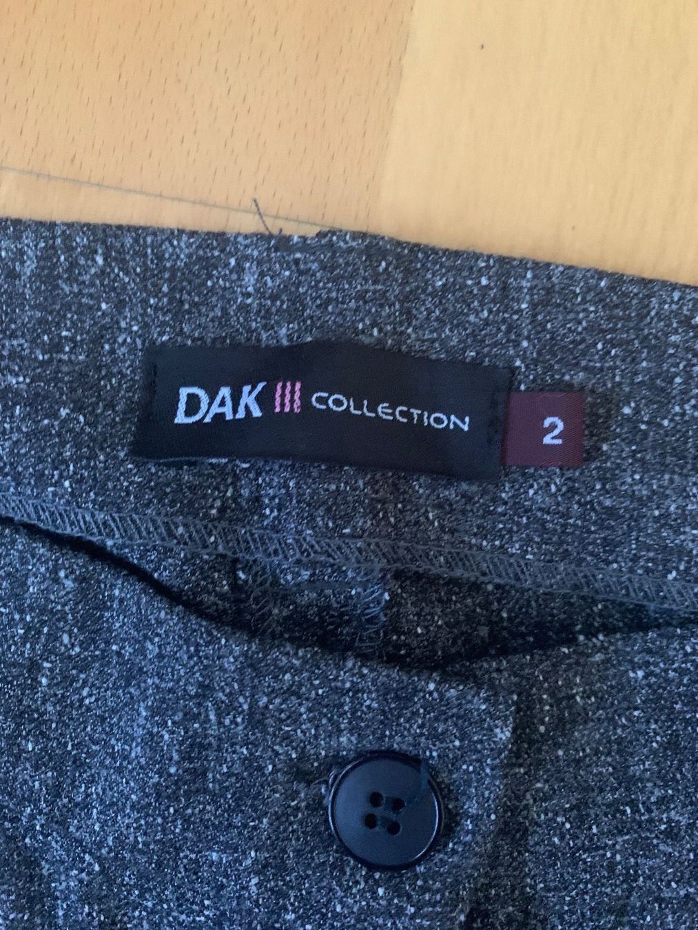 Pantaloni: Schöni damen hose – Usato da Nürensdorf venduto da and_5tlm 1