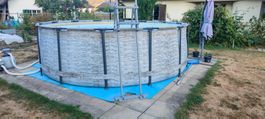 Bestway Pool mit diversem Zubehör