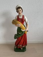 Bauerin mit  Ähren bemalt 58 cm Holzschnitzerei