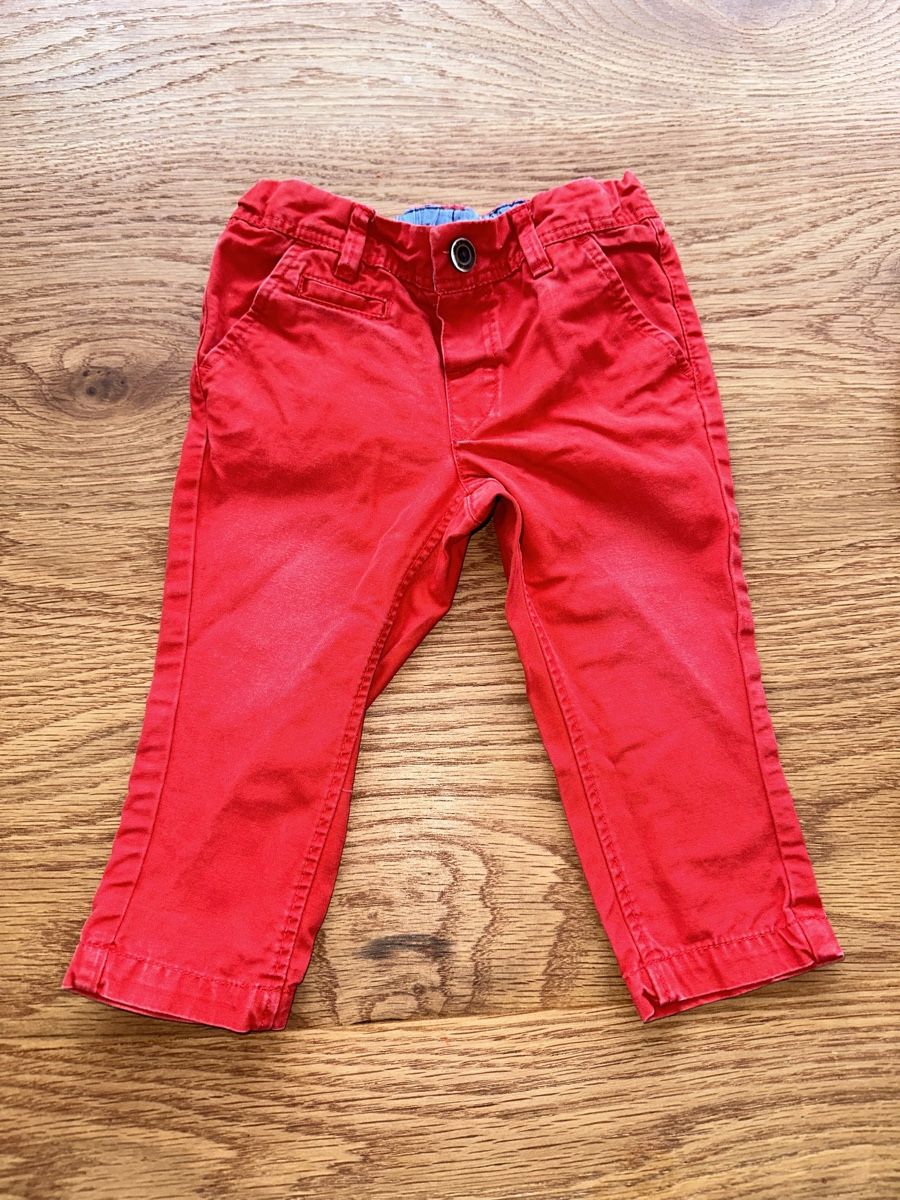 H&M Pantaloni: Gr 74 H&M rote Jeans – Usato da Wettingen venduto da ric_xm6x