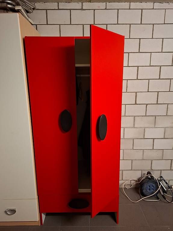 Armadi: Schrank ohne Bügel – Usato da Sulgen venduto da mag_82nz 1