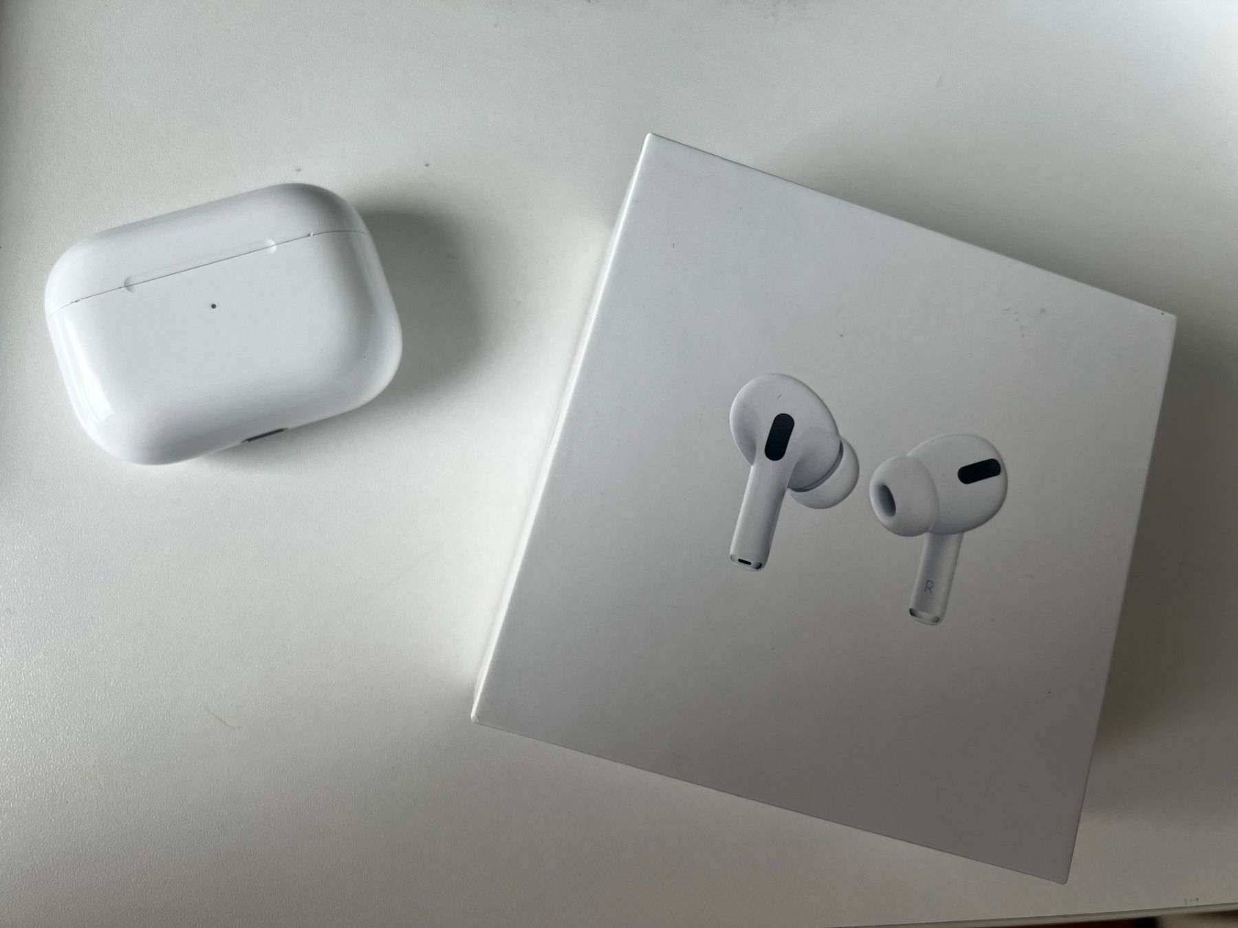Apple Headsets: AirPods Pro 1st generation – Gebraucht aus Denges von