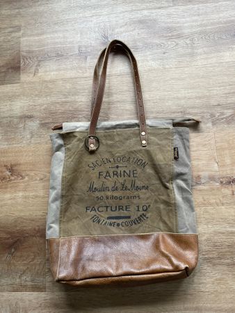 Vintage-Stil Tragetasche aus Segeltuch und Leder - Top!