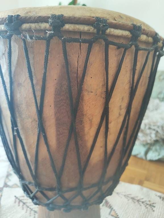 Strumenti musicali: Djembé 63 cm prix à discuter – Usato da Vevey venduto da con_dwl8 4