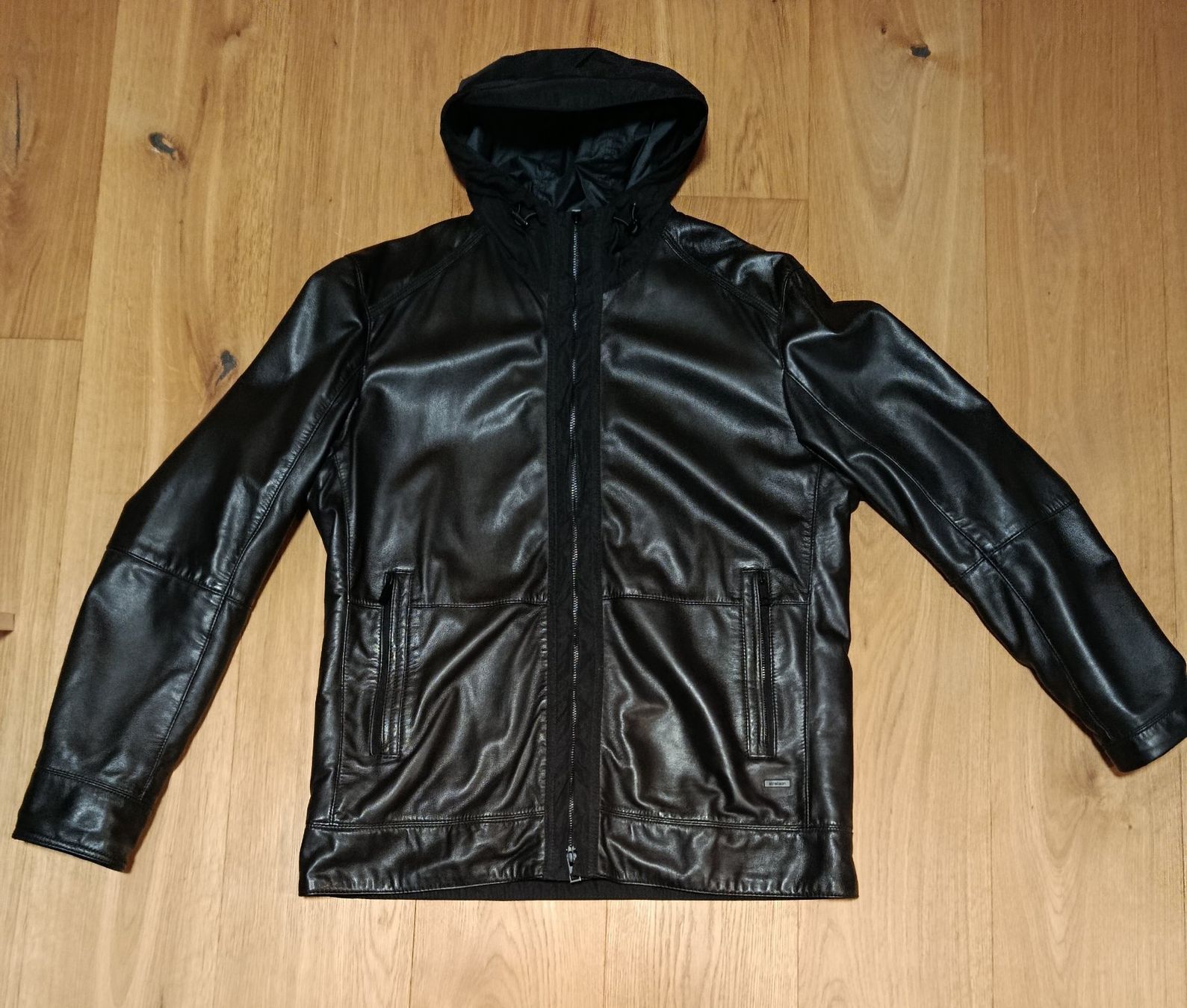 Strellson Jacken: Strellson Lederjacke mit Kapuze – Gebraucht aus Unterägeri von rockundhosenusw 3