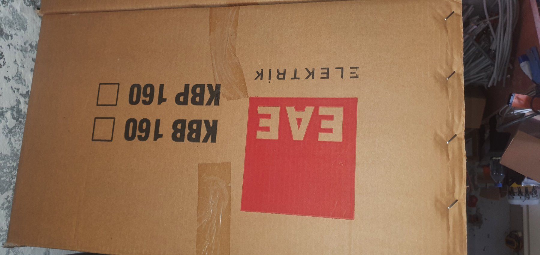 Stromzufuhr: EAE  Verteilkasten zu 160Stromschiene – Neu und originalverpackt aus Siggenthal-Station von bianco7