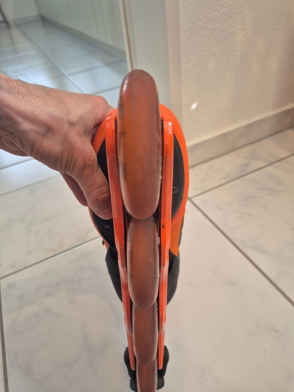 K2 Pattini in linea & Pattini a rotelle: K2 Inline Skates, Boa System, EU 43.5, inkl. Schonerpack – Usato da Zell ZH venduto da Ulanbator 3
