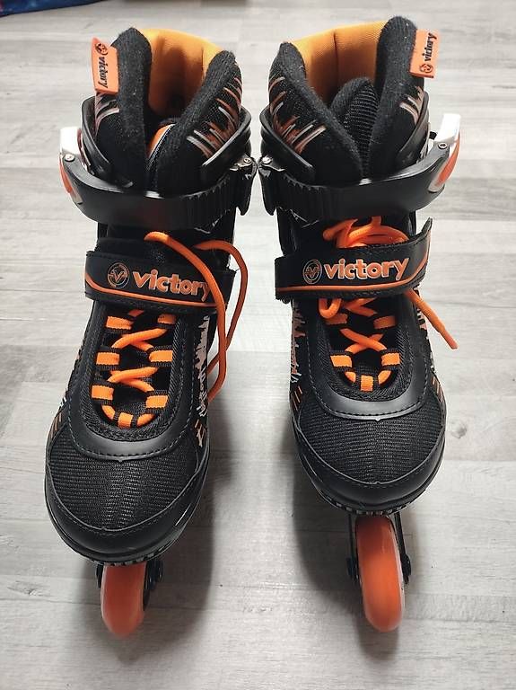 Patins à roul. & inline: Victory Inline Skates  größenverstellbar – D'occasion à Dübendorf par Boro82