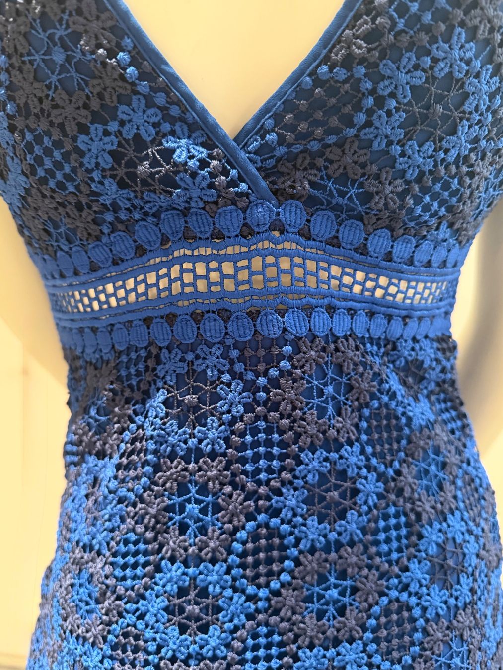 Sandro Kleider: Superbe robe Sandro 36 – Neu (gemäss Beschreibung) aus Genève von fto_sz8d 3