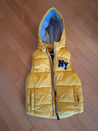 Gilet von H&M in Gr. 122/128