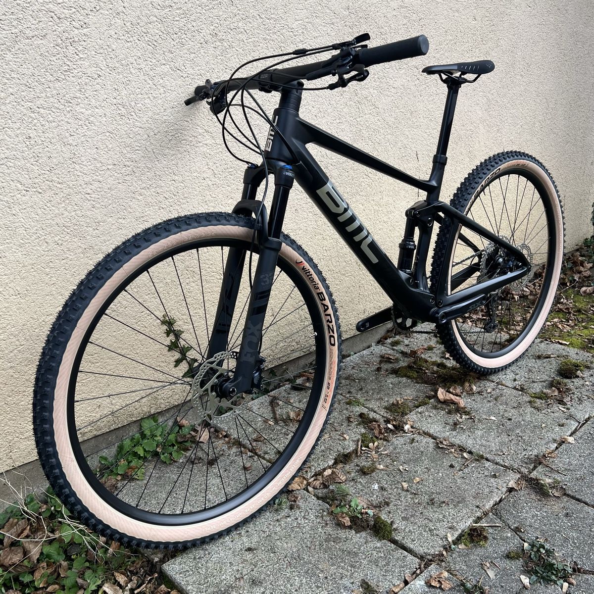 BMC Biciclette: BMC Fourstroke 01 Three Carbon – Nuovo e nell'imballaggio originale da Binningen venduto da olg_yp2x 1