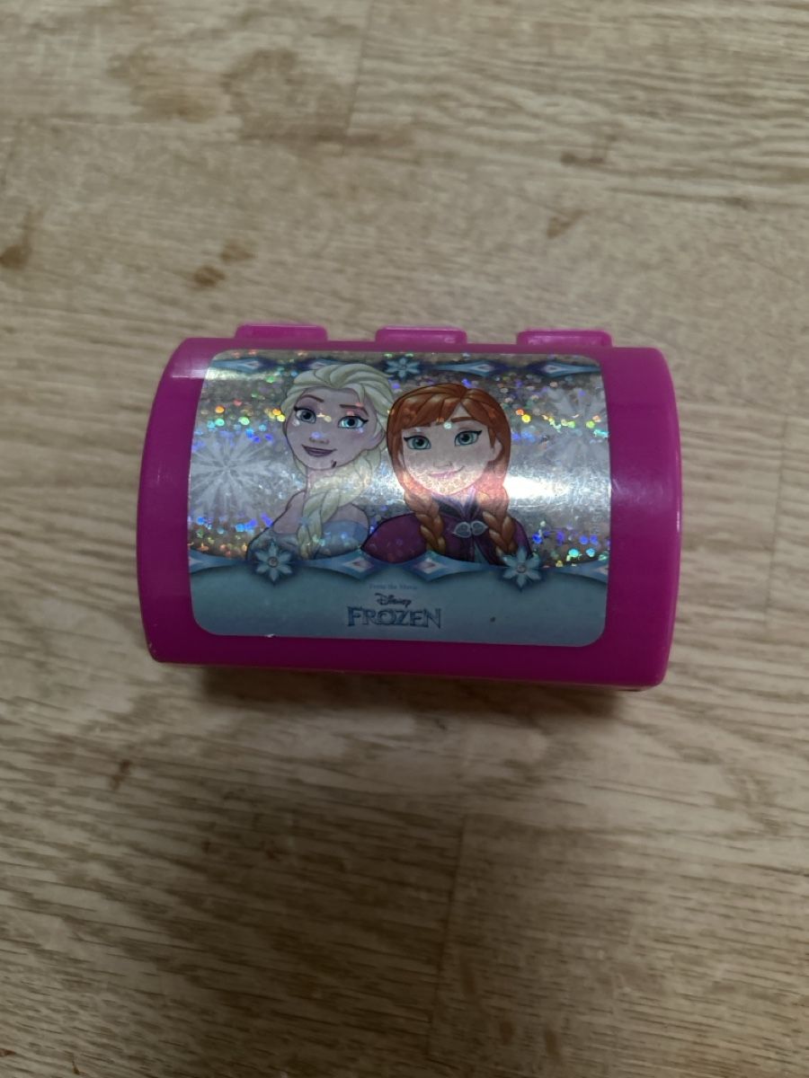 Disney Giocattoli: Schatztruhe Anna & Elsa – Usato da Lostorf venduto da Venice16
