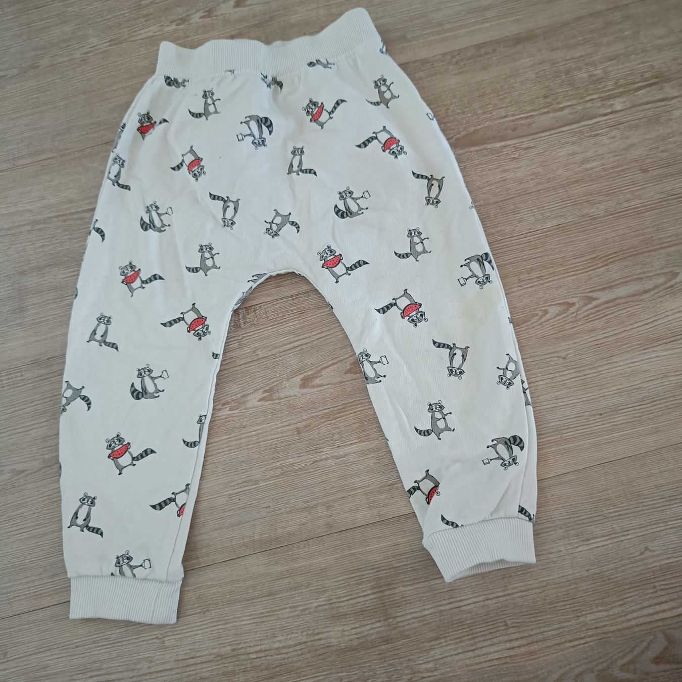 Pantalons: Hose Grösse 86 – D'occasion à Jaberg par urig17.