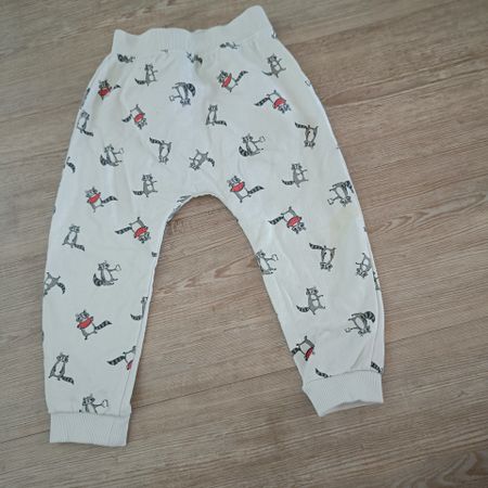 Hose Grösse 86