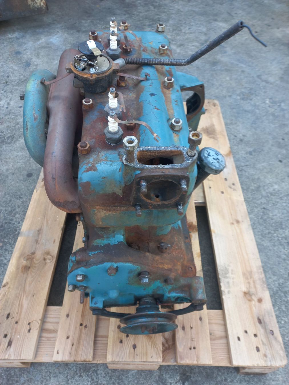 Ford Motori: Oldtimer Motor kompl. zu Ford Model A Motornummer A 1981024 – Usato da CH - DULLIKEN venduto da classiccarpartsstore 4