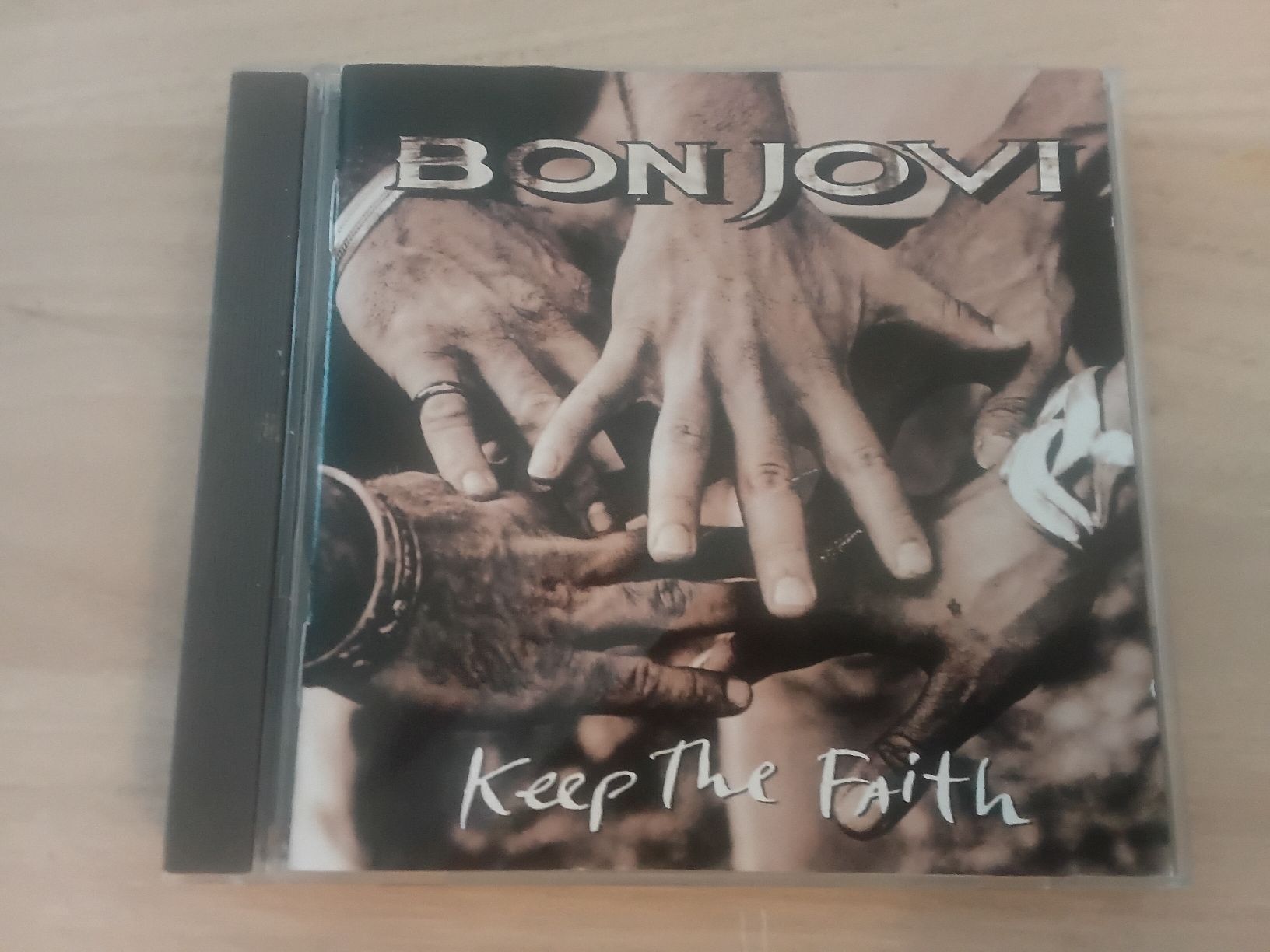 CD: Bon Jovi – Usato da Liebefeld venduto da CD-Urs