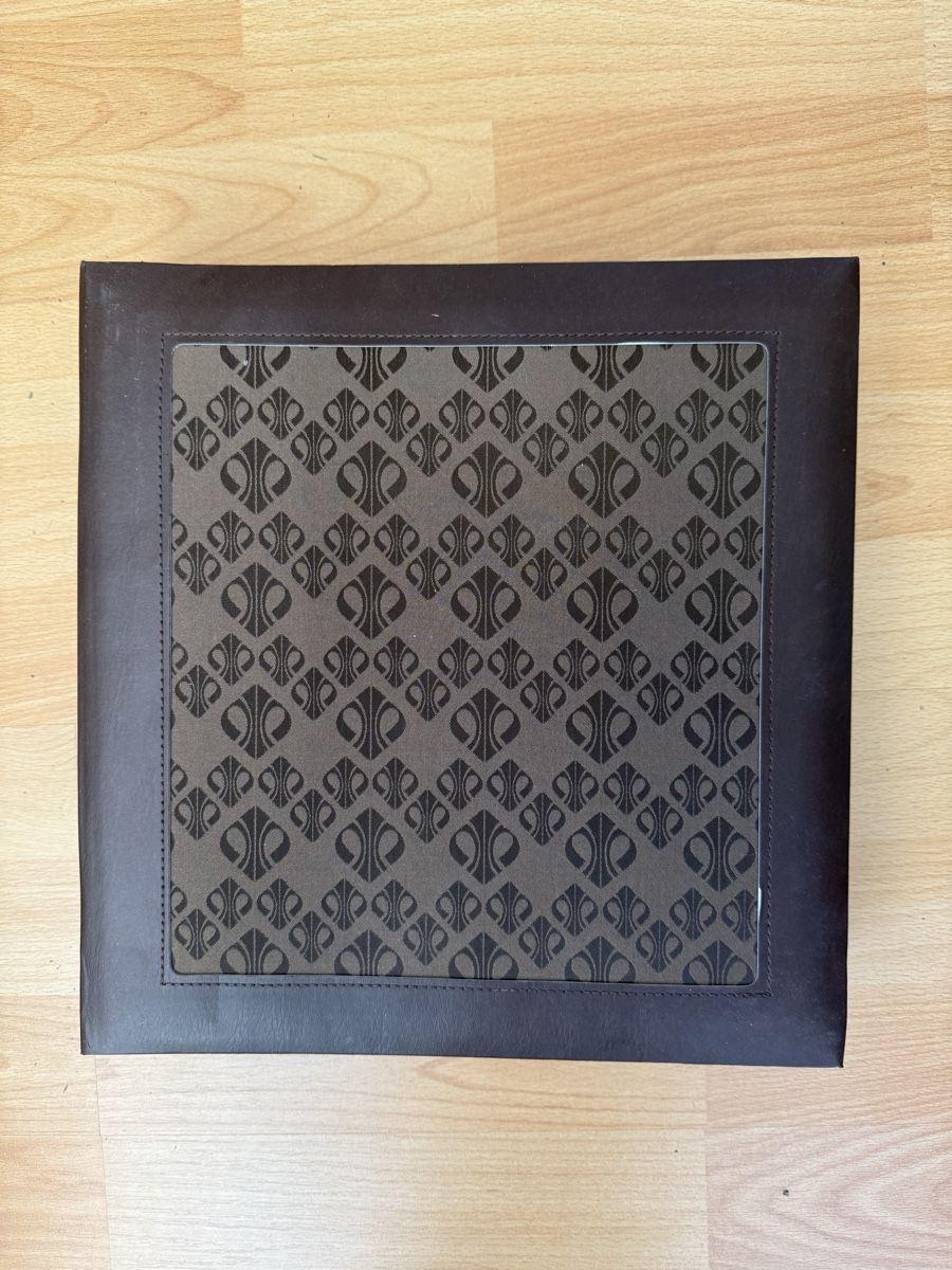 Albums: Fotoalbum – D'occasion à Grenchen par Bastet007