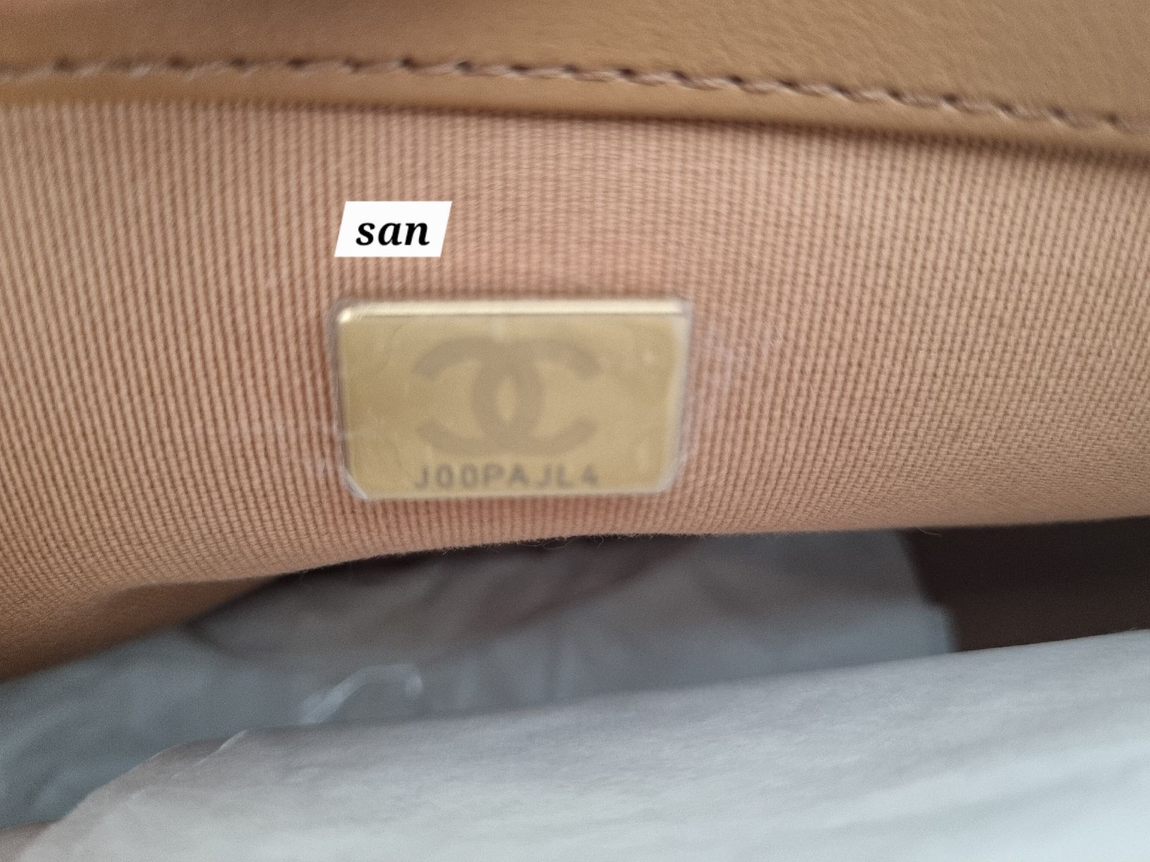 Chanel Borse da donna: Chanel 19 Small, Neu und unbenutzt – Nuovo e nell'imballaggio originale da Basel venduto da lioness71 4